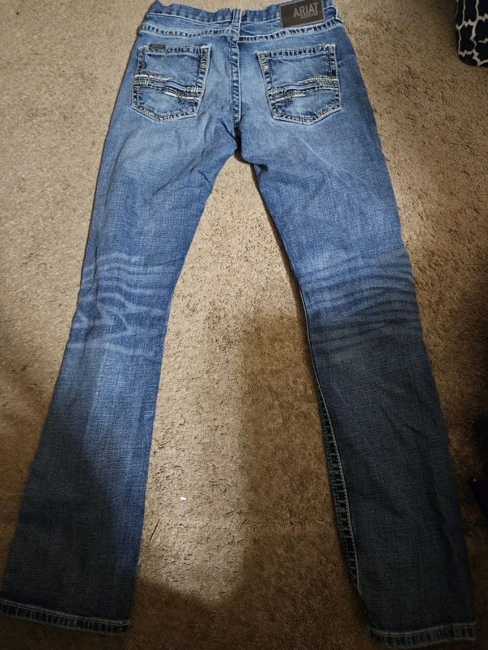 Ariat Men's Slim Straight Faded Blue Jeans